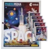 PaniniPedia Space Sticker / 1x Stickeralbum inkl 5x Stickertüten Sie erhalten: PaniniPedia Space Sticker / 1x Stickeralbum inkl 5x Stickertüten Inhalt je Stickertüte 5x Sammelsticker PaniniPedia hebt ab ins Weltall! Die neue Kollektionsserie von Panini bringt Wissensdurst undSammelleidenschaft unter einen Hut. Die neue Ausgabe SPACE, die in Zusammenarbeit mit der ESA entstanden ist, bringt kleinen und großen Astronauten mit vielen verblüffenden Fakten und atemberaubenden Bildern den Weltraum nach Hause! • Insgesamt 208 Sticker inkl. 24 Special Sticker + 16 Glow-in-the-Dark Sticker • Zielgruppe: Jungen 6-10 Jahre Entdecke die faszinierende Welt der PaniniPedia Space Sticker – Dein Schlüssel zu interstellarer Abenteuerlust! Einleitung: Willkommen in der aufregenden Galaxie der PaniniPedia Space Sticker! Diese einzigartigen Sammlersticker entführen dich auf eine Reise durch das Universum und bieten nicht nur Spaß, sondern auch lehrreiche Inhalte über Planeten, Sterne, Galaxien und vieles mehr. Egal, ob du ein leidenschaftlicher Sammler bist oder einfach nur neugierig auf die Geheimnisse des Weltraums – die PaniniPedia Space Sticker sind genau das Richtige für dich! Was sind PaniniPedia Space Sticker? Die PaniniPedia Space Sticker sind eine Sammlung von hochwertigen Stickern, die verschiedene Aspekte des Weltraums abdecken. Jedes Sticker-Paket enthält eine Vielzahl von Motiven, darunter: Planeten: Lerne alles über die verschiedenen Planeten unseres Sonnensystems, von den heißen Oberflächen des Merkur bis zu den eisigen Ringen des Saturn. Sterne und Galaxien: Entdecke die funkelnden Sterne am Nachthimmel und erfahre mehr über unsere Milchstraße sowie andere beeindruckende Galaxien. Raumfahrt: Tauche ein in die Geschichte der Raumfahrt mit Stickern, die berühmte Missionen und Raumfahrzeuge wie Apollo 11 oder den Mars Rover zeigen. Astronomie: Vertiefe dein Wissen über astronomische Phänomene wie schwarze Löcher, Supernovae und Nebel. Warum sind PaniniPedia Space Sticker so besonders? Bildung trifft Spaß: Die PaniniPedia Space Sticker kombinieren Lernen mit Spielspaß. Jedes Sticker-Paket enthält interessante Fakten und Informationen, die das Wissen über das Universum erweitern. Hochwertige Designs: Jedes Sticker-Motiv ist sorgfältig gestaltet und bietet lebendige Farben sowie detaillierte Illustrationen, die sowohl Kinder als auch Erwachsene begeistern. Sammlerstücke: Die PaniniPedia Space Sticker sind nicht nur zum Spielen gedacht; sie sind auch perfekte Sammlerstücke! Vervollständige dein Album und tausche doppelte Sticker mit Freunden. Förderung der Kreativität: Mit den Stickern kannst du deine eigenen kreativen Projekte gestalten – sei es ein persönliches Album, ein Poster oder sogar Schulprojekt! PaniniPedia Space Sticker / 1x Stickeralbum inkl 5x Stickertüten PaniniPedia Space Sticker / 1x Stickeralbum inkl 5x Stickertüten PaniniPedia Space Sticker / 1x Stickeralbum inkl 5x Stickertüten PaniniPedia Space Sticker / 1x Stickeralbum inkl 5x Stickertüten PaniniPedia Space Sticker / 1x Stickeralbum inkl 5x Stickertüten PaniniPedia Space Sticker / 1x Stickeralbum inkl 5x Stickertüten